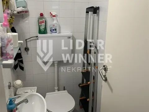 Sale, three bedroom apartment, 85m², Novi Beograd Blok 72, Novi Beograd Sve Podlokacije - image 2