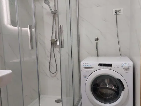 Izdavanje, jednosoban stan, 45m², New City, Podgorica - image 5