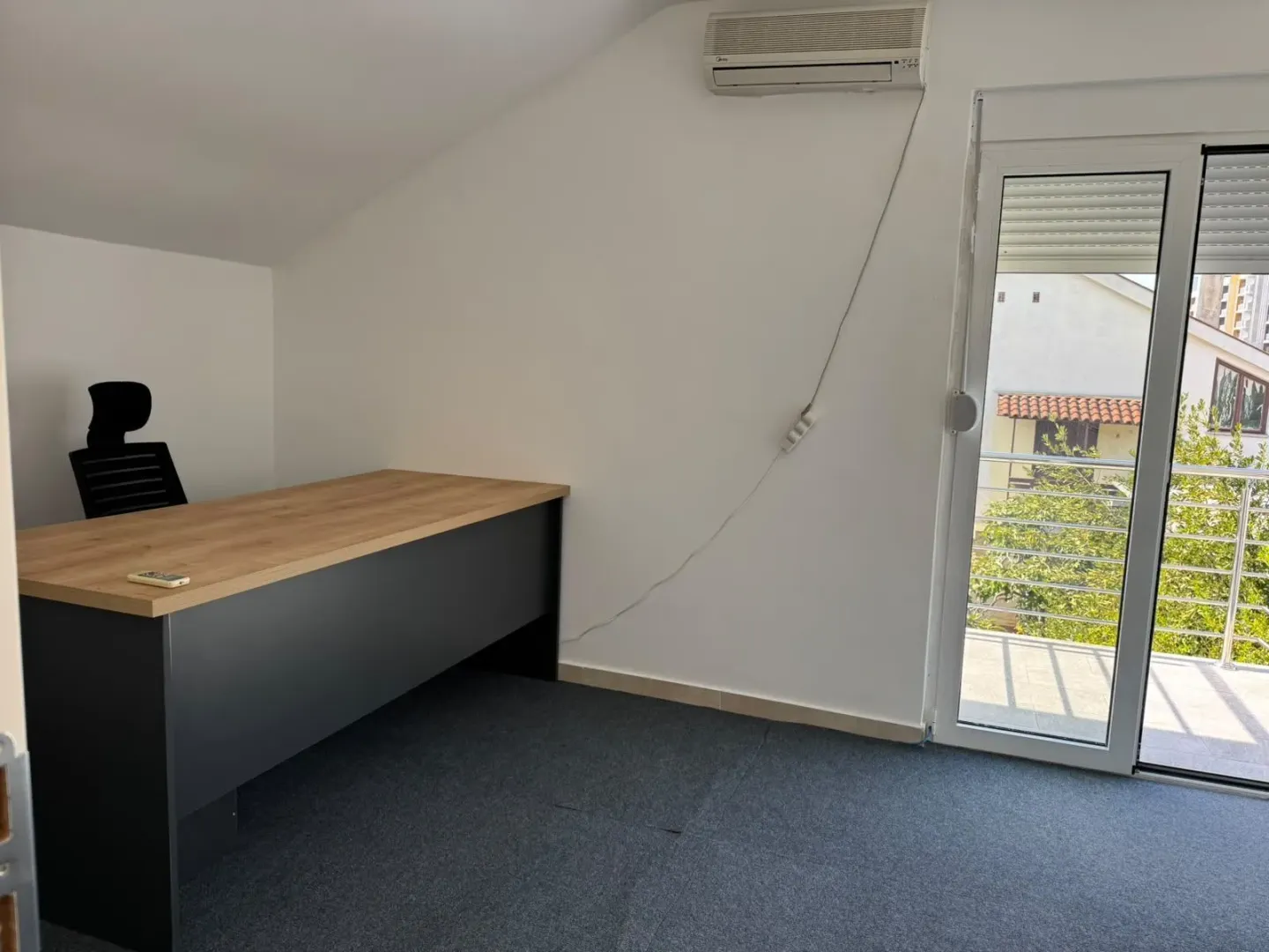 Rent, house, 500m², Podgorica, Crna Gora