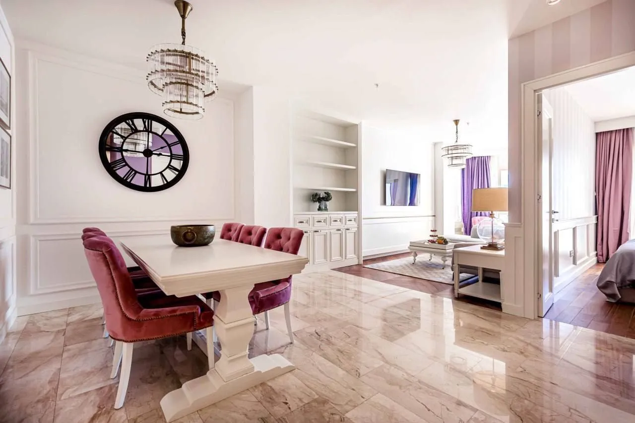 Izdavanje, jednosoban stan, 77m², Tre Canne, Budva