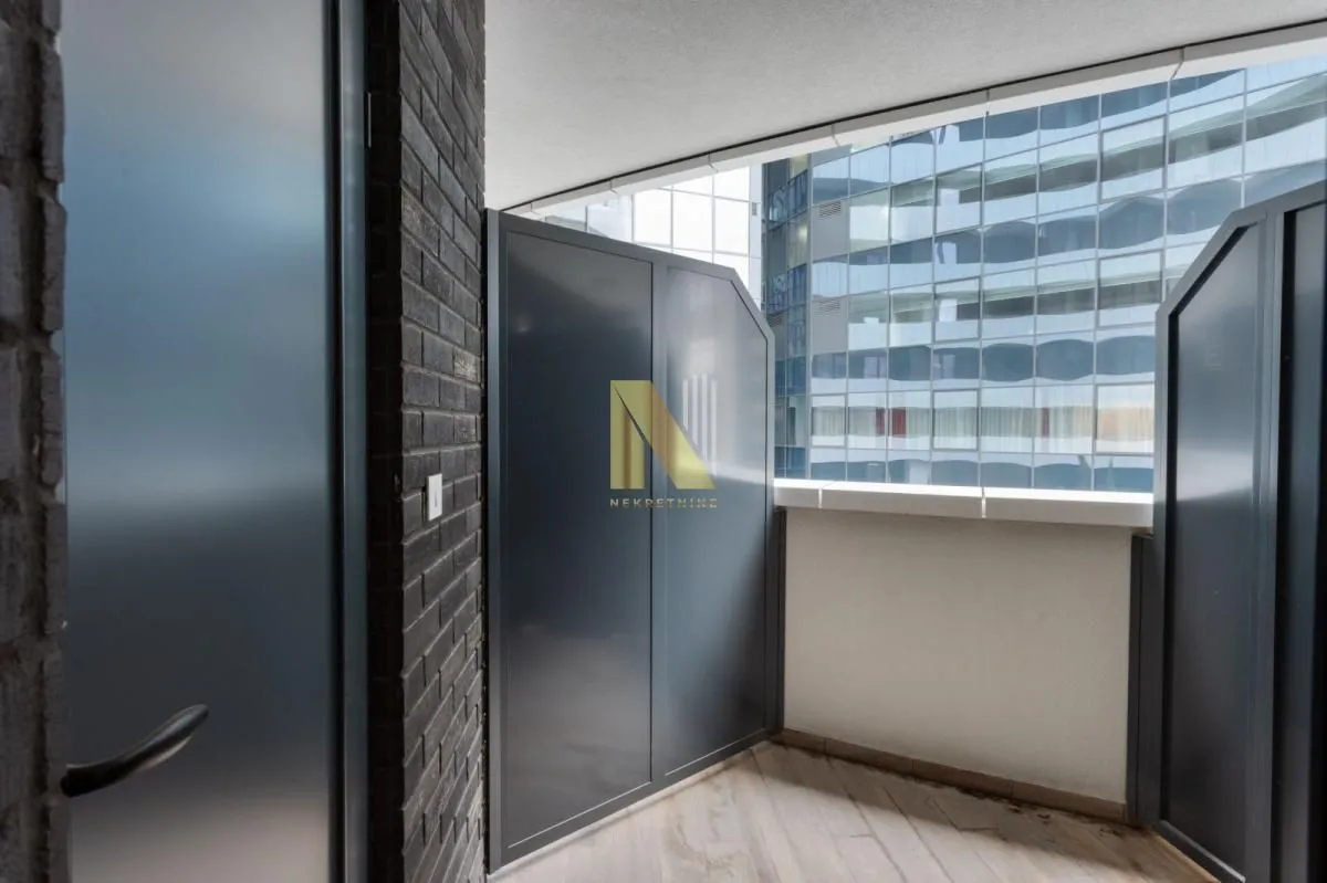 Prodaja, dvosoban stan, 49m², Centar, Novi Sad
