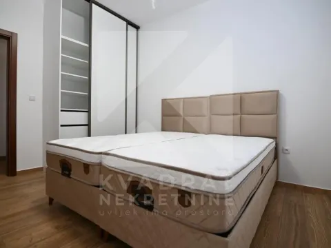 Rent, two bedroom apartment, 68m², Centar, Podgorica - image 8