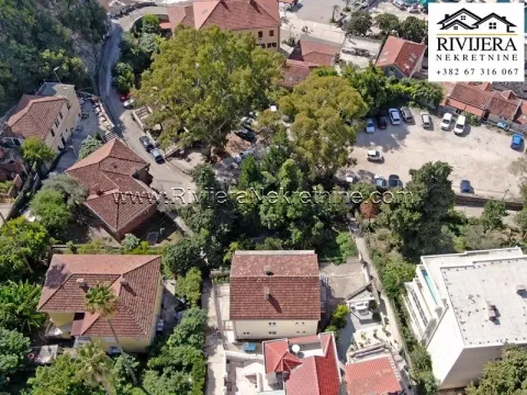 Prodaja, kuća, 201m², Centar, Herceg Novi - image 6
