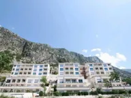 Sale, one bedroom apartment, 57m², Dobrota, Kotor - image 2