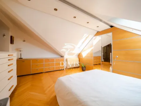 Prodaja, četvorosoban stan, 97m², Kalenić Pijaca, Vračar Sve Podlokacije - image 13