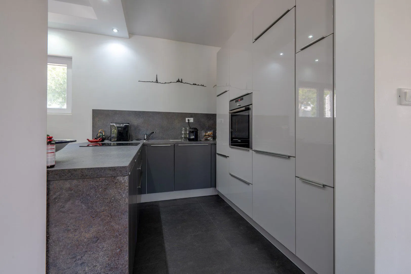Sale, house, 239m², Kavač, Kotor
