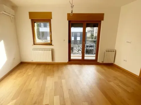 Sale, four bedroom apartment, 70m², Trošarina, Voždovac Sve Podlokacije