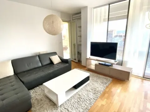 Rent, three bedroom apartment, 80m², Centar, Novi Sad - image 3