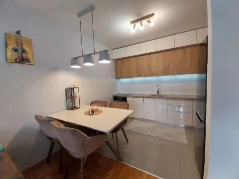 Prodaja, jednosoban stan, 47m², 1 maj, Podgorica - image 8