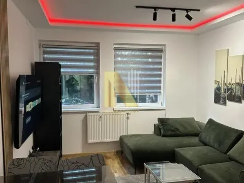 Izdavanje, trosoban stan, 51m², Grbavica, Novi Sad Sve Podlokacije - image 3