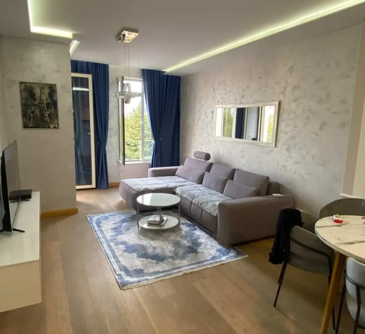 Rent, one bedroom apartment, 55m², Bulevar, Budva