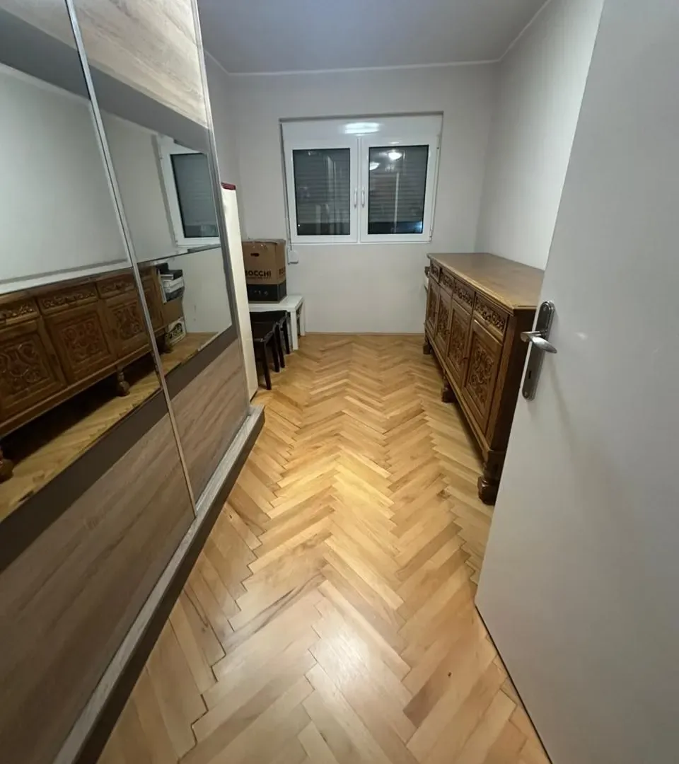 Prodaja, trosoban stan, 105m², Makedonsko naselje, Bar