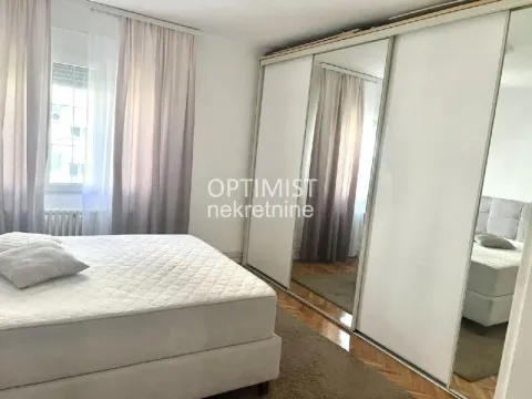 Izdavanje, trosoban stan, 55m², Botanička Bašta, Palilula Sve Podlokacije - image 7