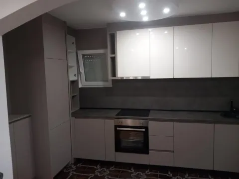 Izdavanje, dvosoban stan, 85m², Gorica C, Podgorica - image 9