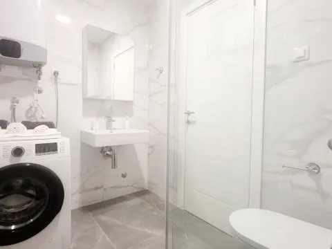 Prodaja, dvosoban stan, 69m², Centar, Budva - image 11