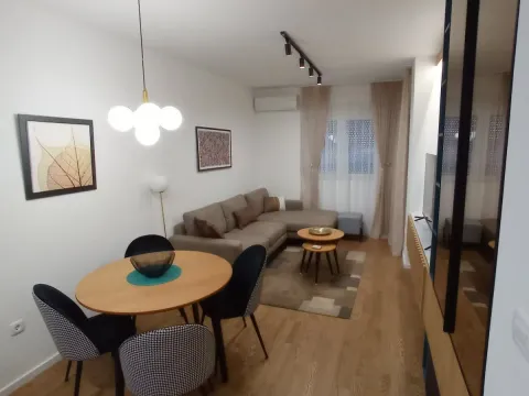Rent, two bedroom apartment, 56m², Ljubović, Podgorica - image 4