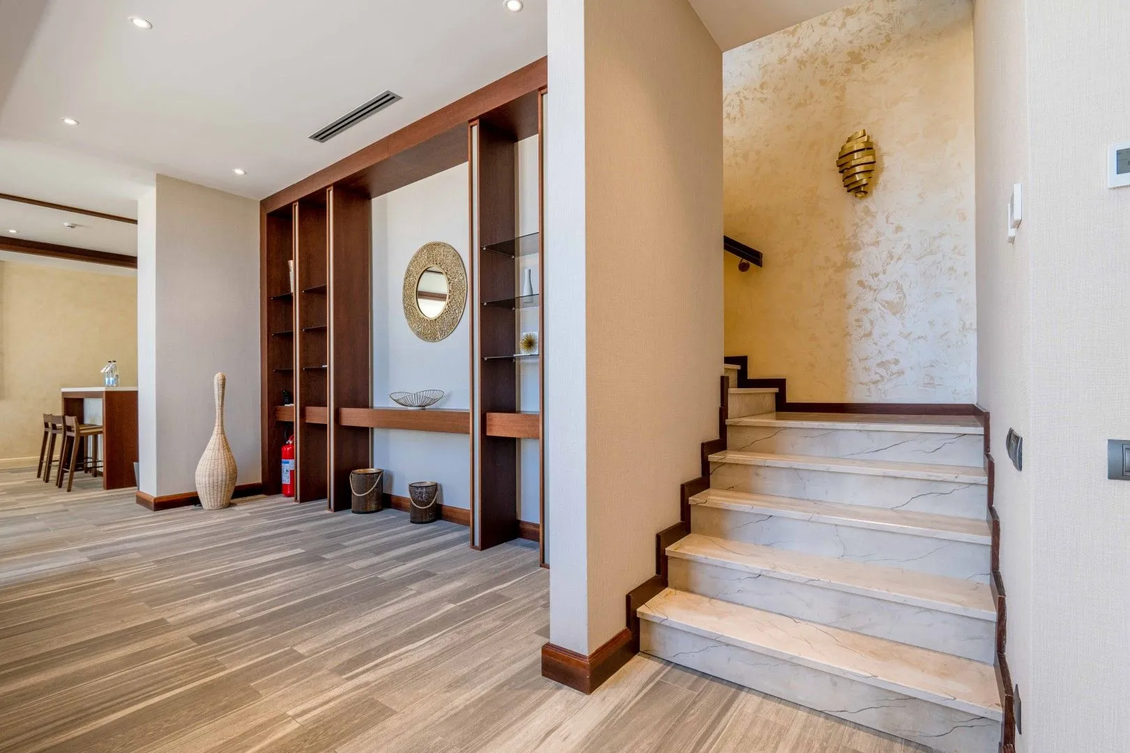 Sale, house, 279m², Drobni pijesak, Budva