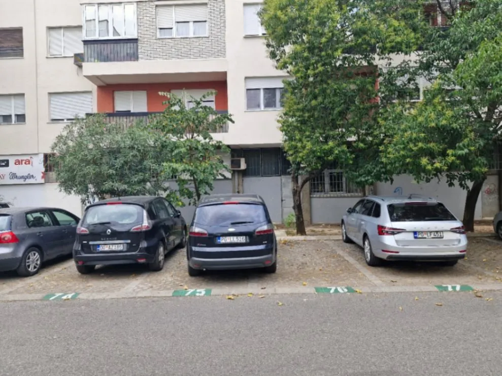 Rent, office space, 13m², Preko Morače, Podgorica