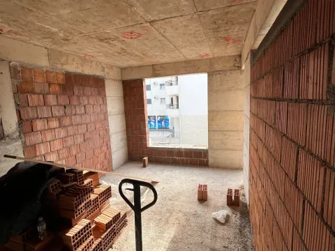 Izdavanje, dvosoban stan, 62m², Zagorič, Podgorica - image 2