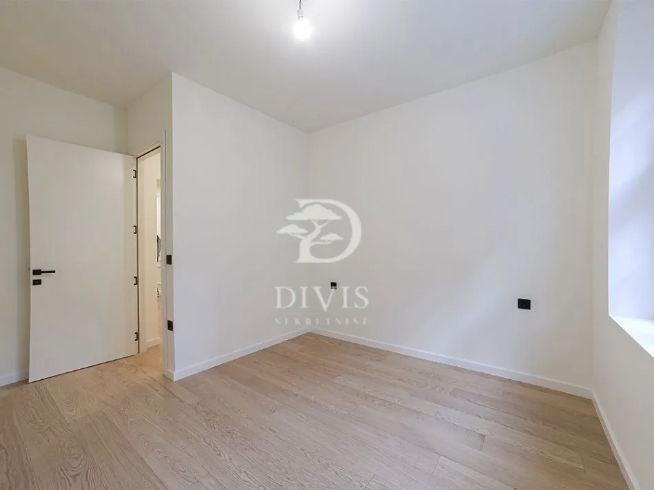 Sale, three bedroom apartment, 70m², Stari Grad, Beograd