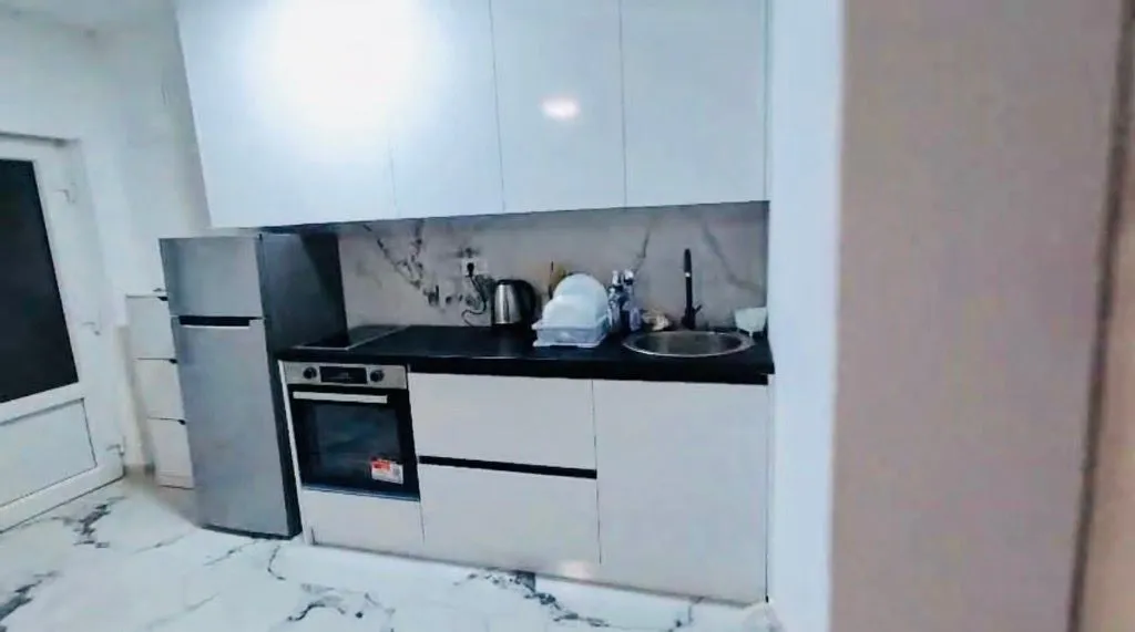 Izdavanje, jednosoban stan, 56m², Bečići, Budva