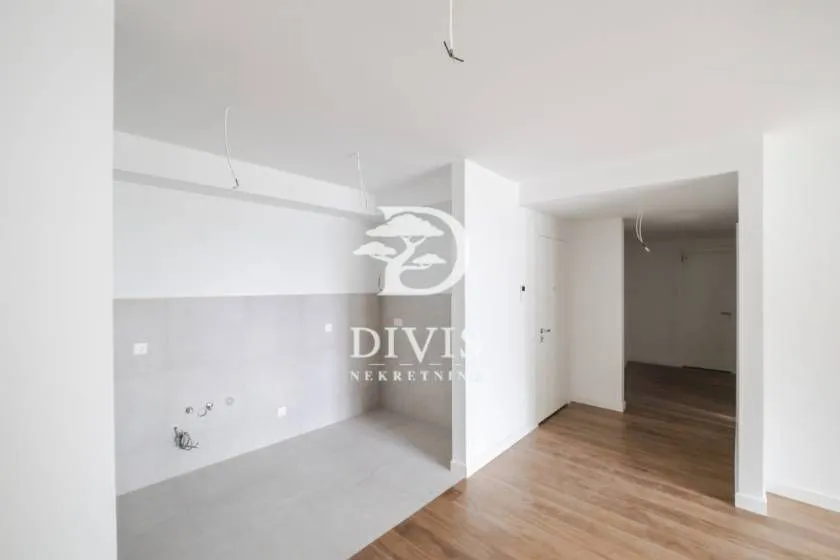 Prodaja, trosoban stan, 83m², Cerak Vinogradi, Beograd