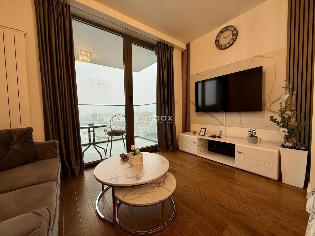 Rent, studio apartment, 30m², Bulevar, Niš