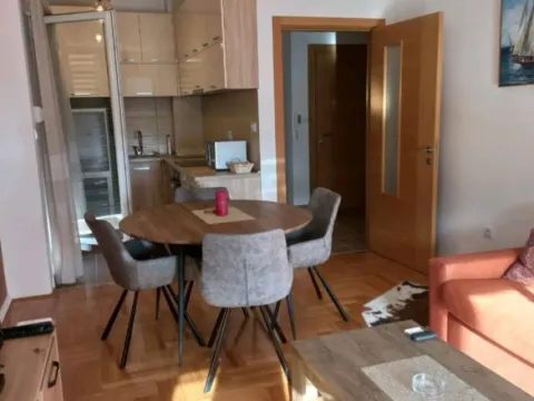 Izdavanje, jednosoban stan, 52m², Kava, Tivat - image 5