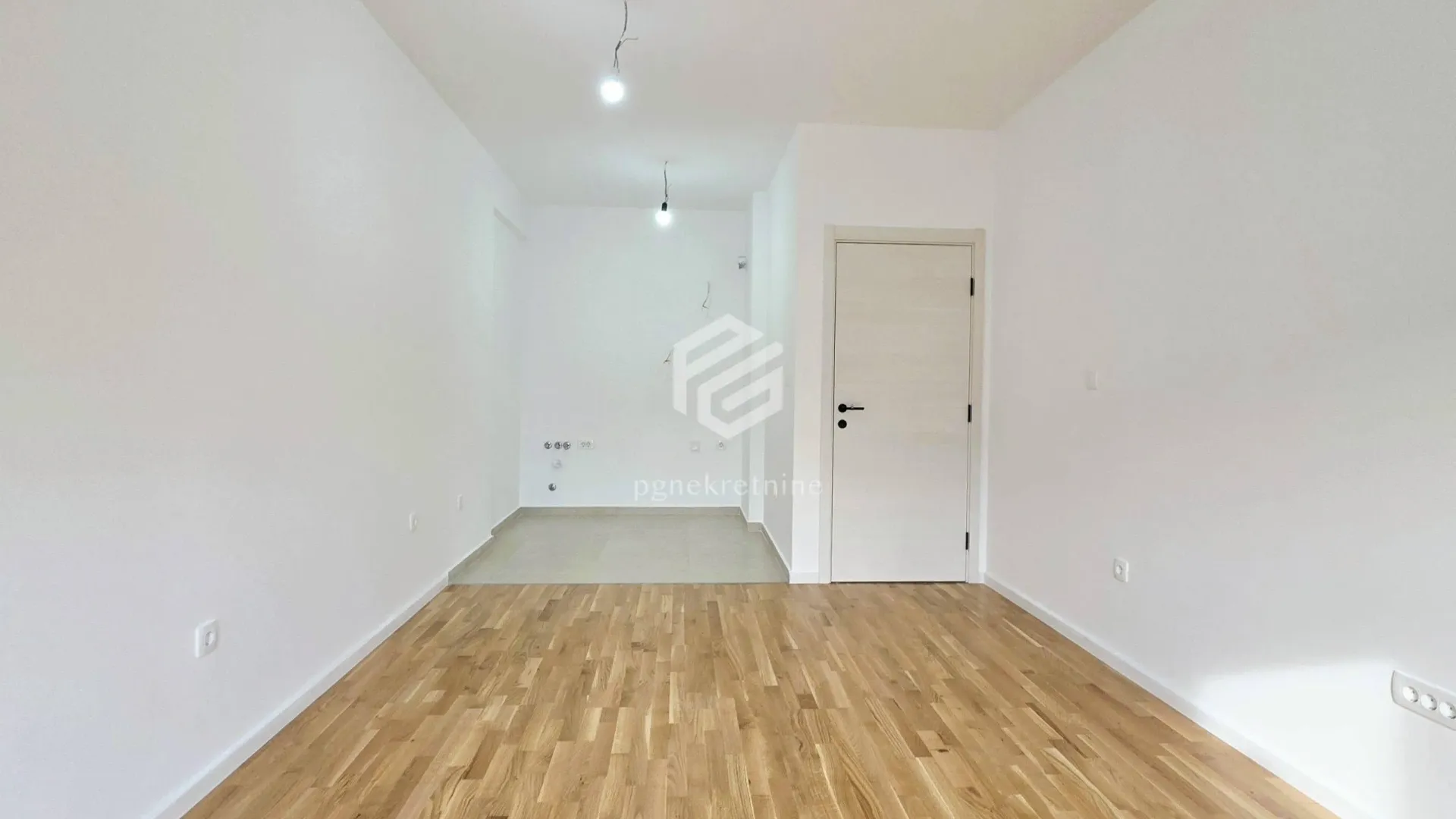 Prodaja, jednosoban stan, 43m², Stari Aerodrom, Podgorica