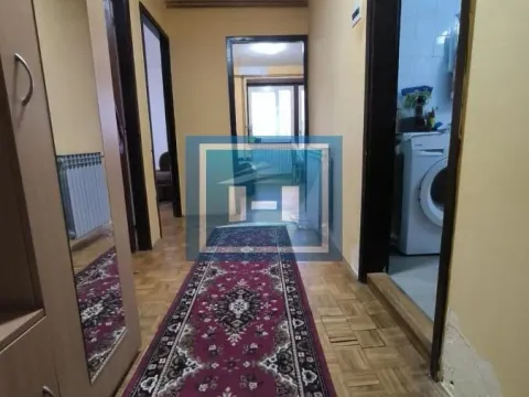 Prodaja, trosoban stan, 74m², Ćuprija, Srbija - image 8