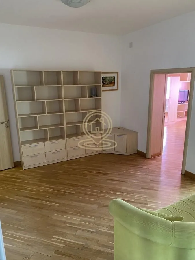 Izdavanje, trosoban stan, 92m², Tašmajdan, Palilula Sve Podlokacije