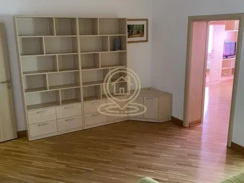 Izdavanje, trosoban stan, 92m², Tašmajdan, Palilula Sve Podlokacije - image 2