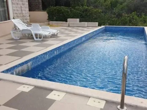 Prodaja, dvosoban stan, 70m², Petrovac, Budva - image 9