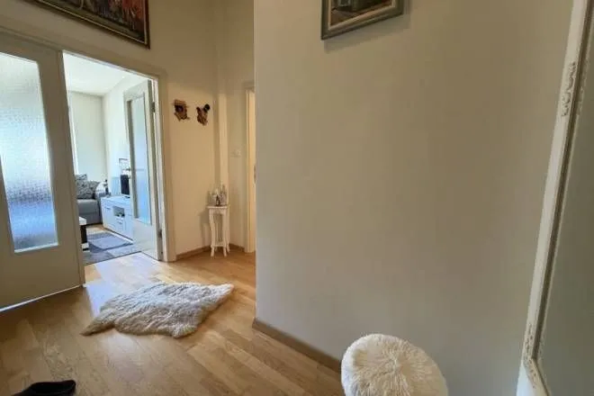 Prodaja, trosoban stan, 82m², Voždovac Sve Podlokacije, Beograd