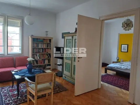 Rent, four bedroom apartment, 100m², Stari Grad, Beograd - image 2