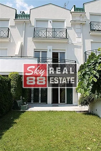 Izdavanje, kuća, 215m², Savski Venac, Beograd