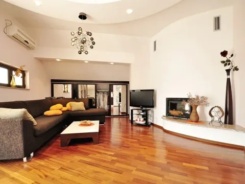 Prodaja, kuća, 222m², Donja Lastva, Tivat - image 22