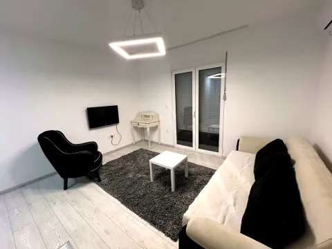 Rent, house, 135m², Dajbabe, Podgorica - image 10