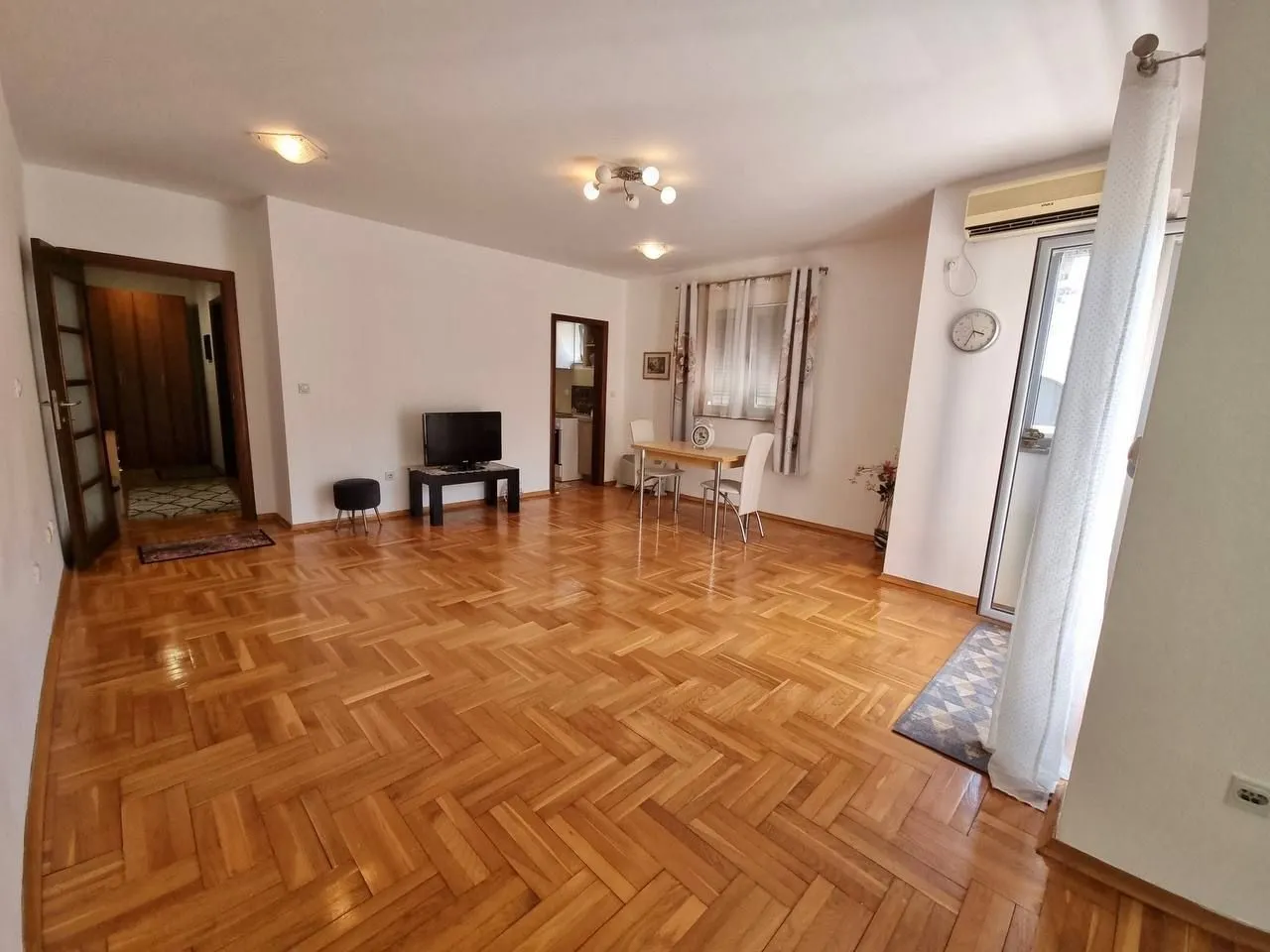 Sale, one bedroom apartment, 54m², Centar, Budva