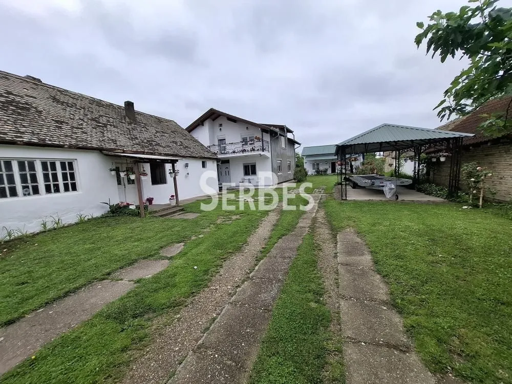 Sale, house, 357m², Kovilj, Novi Sad Sve Podlokacije