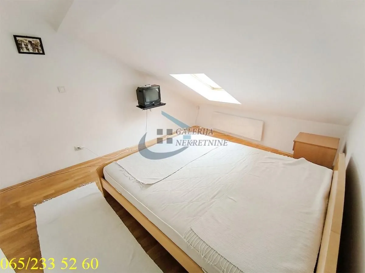 Izdavanje, trosoban stan, 85m², Vračar Hram, Vračar Sve Podlokacije