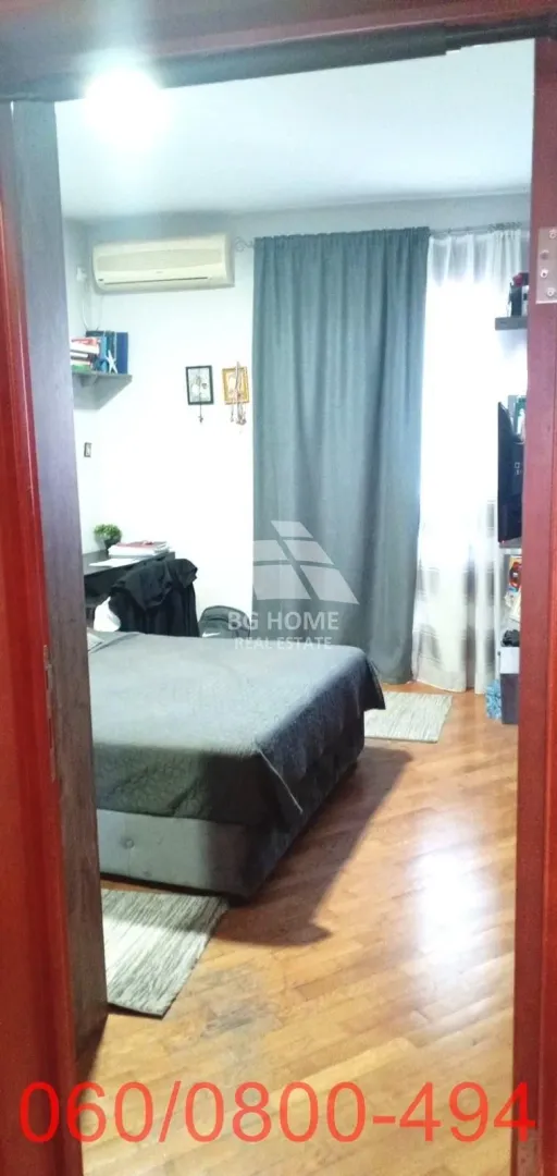 Prodaja, trosoban stan, 70m², Kalenić Pijaca, Vračar Sve Podlokacije