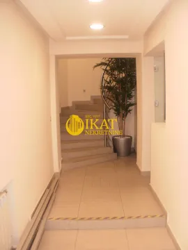 Rent, office space, 216m², Stari Grad, Beograd - image 3