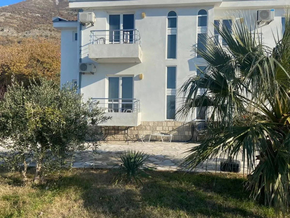 Sale, house, 110m², Sutomore, Bar