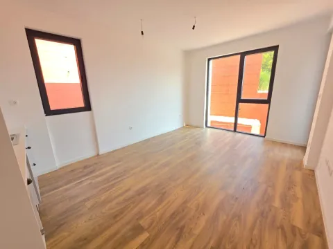 Sale, two bedroom apartment, 42m², Budva, Crna Gora - image 6
