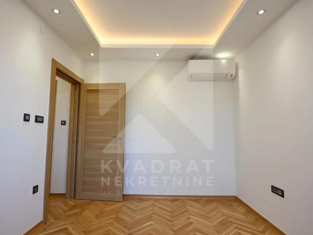 Rent, office space, 106m², Baston, Podgorica