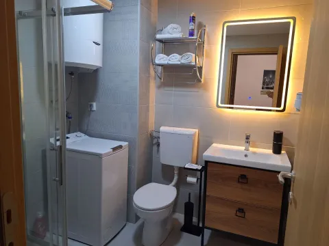 Stan-na-dan, jednosoban stan, 36m², Centar, Podgorica - image 10