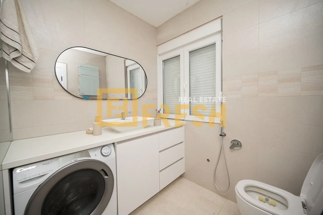 Rent, house, 100m², Danilovgrad, Crna Gora
