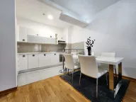 Izdavanje, dvosoban stan, 70m², City Kvart, Podgorica - image 3