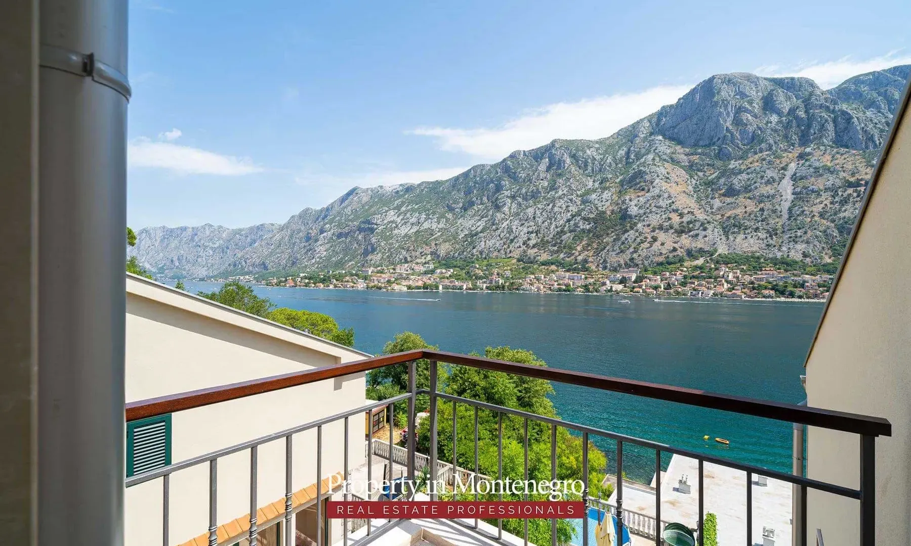 Prodaja, kuća, 520m², Muo, Kotor